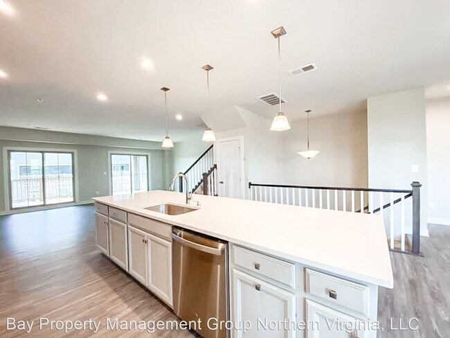 Building Photo - 3 br, 2.5 bath House - 24710 Pantzlaff Far...