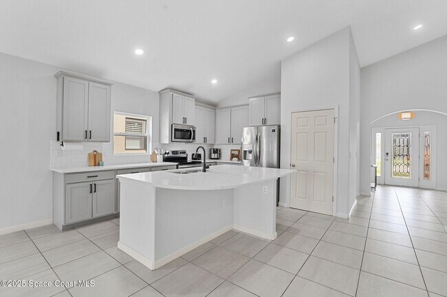 Building Photo - 4198 Alligator Flag Cir