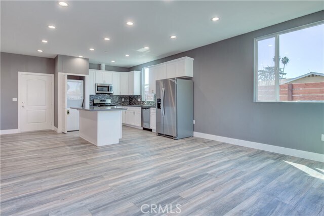 Building Photo - 3626 S Cimarron St