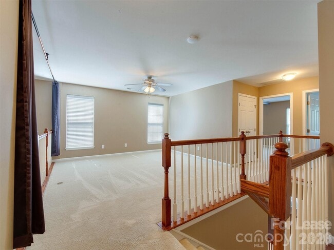 Building Photo - 8164 Bridgegate Dr