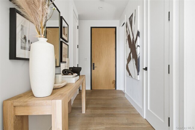 Building Photo - 50 Chestnut St