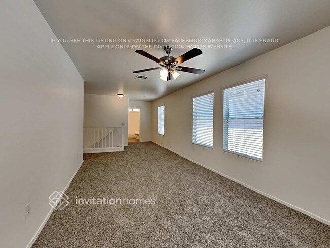 Building Photo - 7410 S 39th Dr