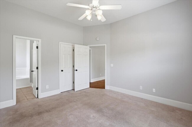 Building Photo - Charming Brandon Home for Rent