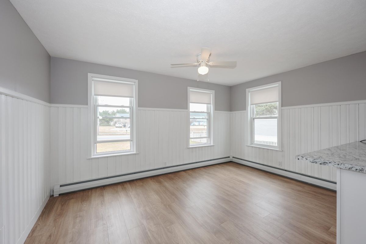 Building Photo - 2 Gamache