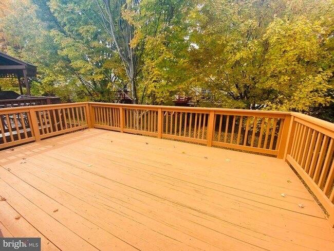 Building Photo - 13765 Palmetto Cir
