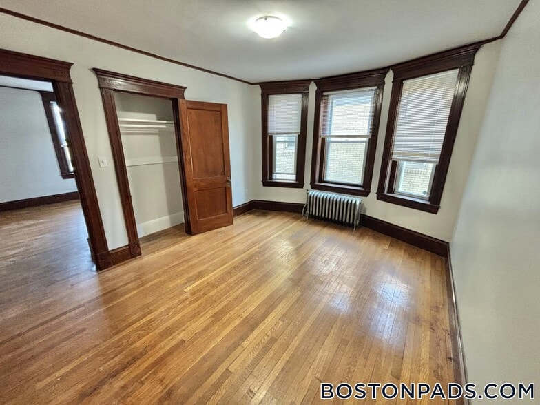 Building Photo - 257 Washington St