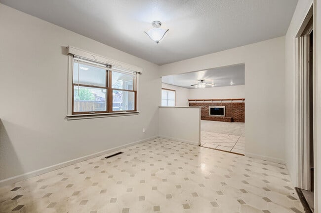 Building Photo - 2821 Serendipity Cir E