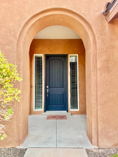 Building Photo - 15 Los Miradores Dr NE