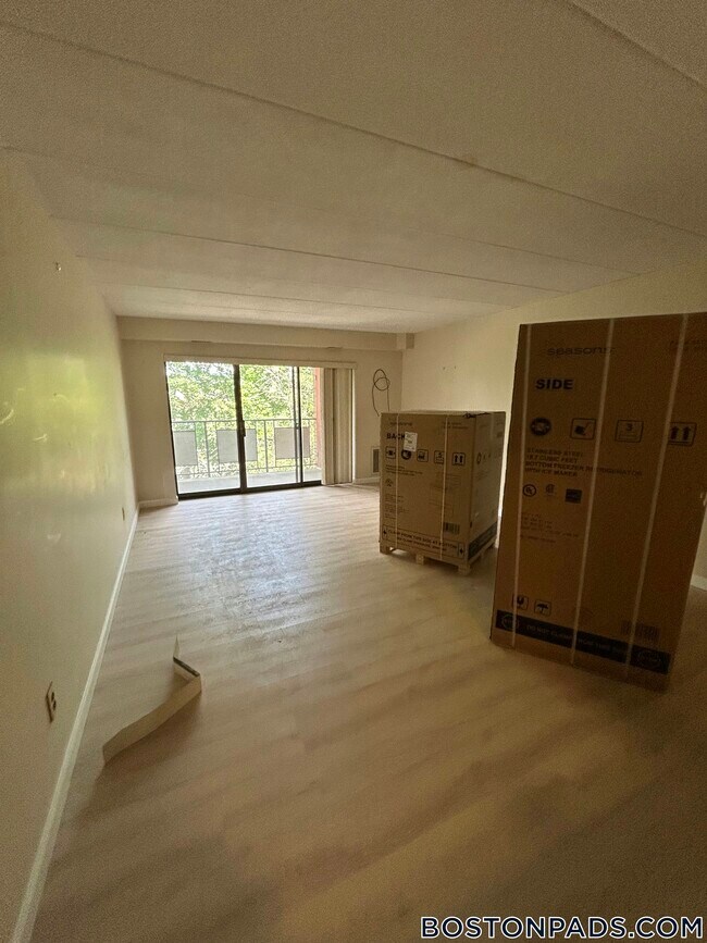 Building Photo - 30 Normandy Ave