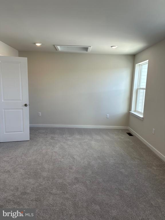 Building Photo - 17 Atkins Dr