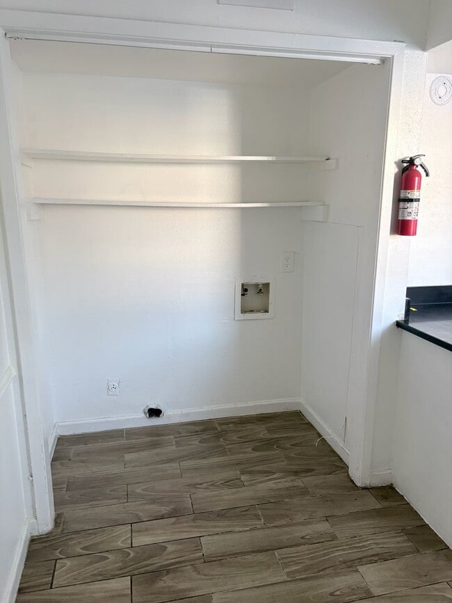 Building Photo - 6200 W Tidwell Rd