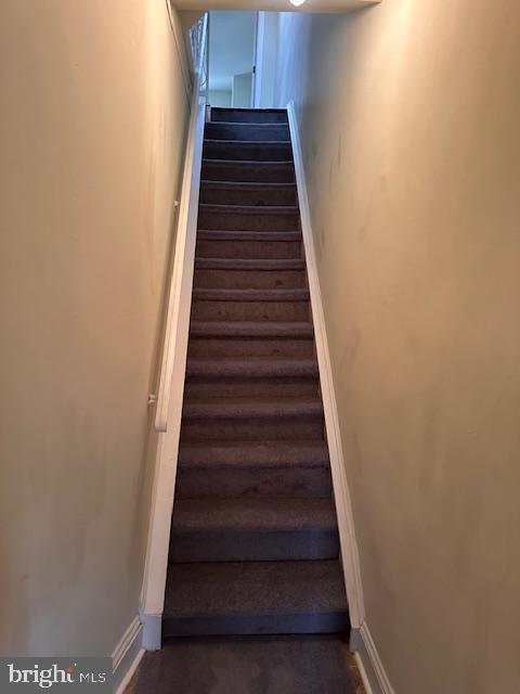 Building Photo - 5411 Arlington St