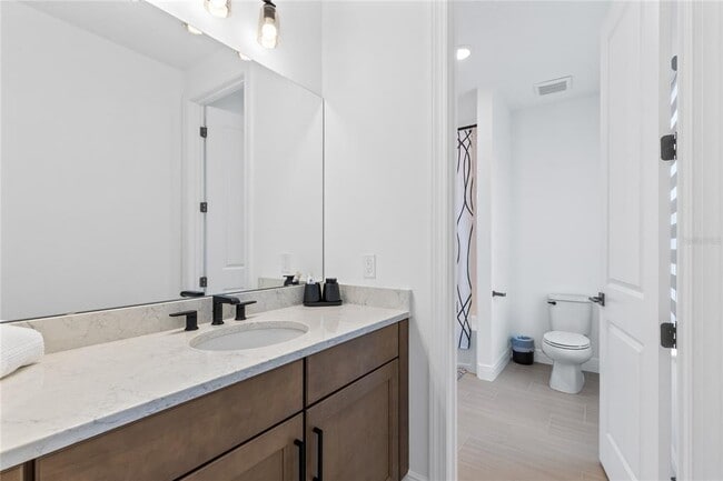 Building Photo - 9445 Santorini Dr