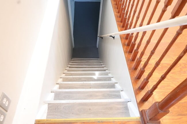 Building Photo - Beautifully Renovated 3BR Ranch with HUGE Backyard & Modern Updates