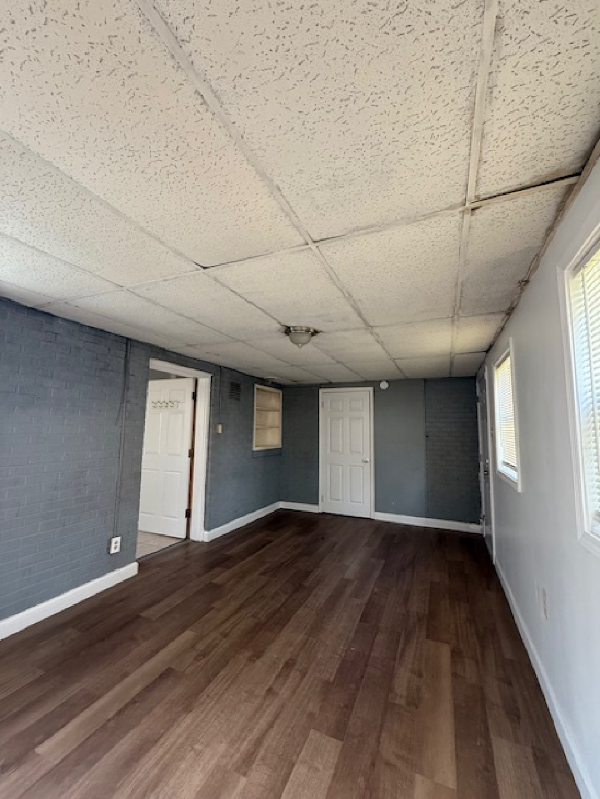 Building Photo - 7371 Wayne Ave