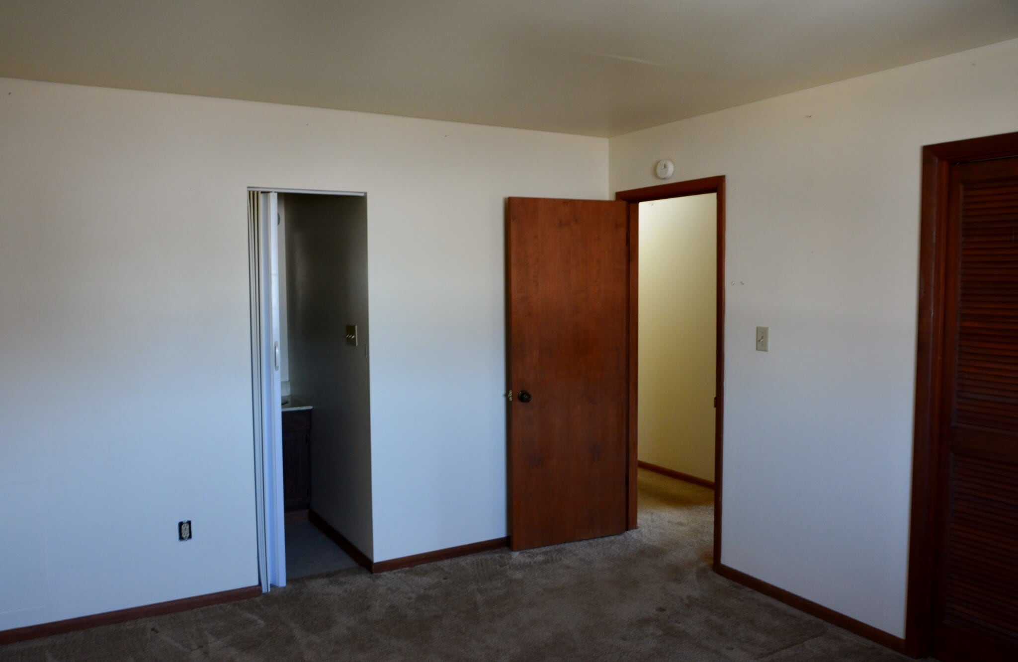 Bedroom #2 w/Full Bath - 301 E 1st Ave