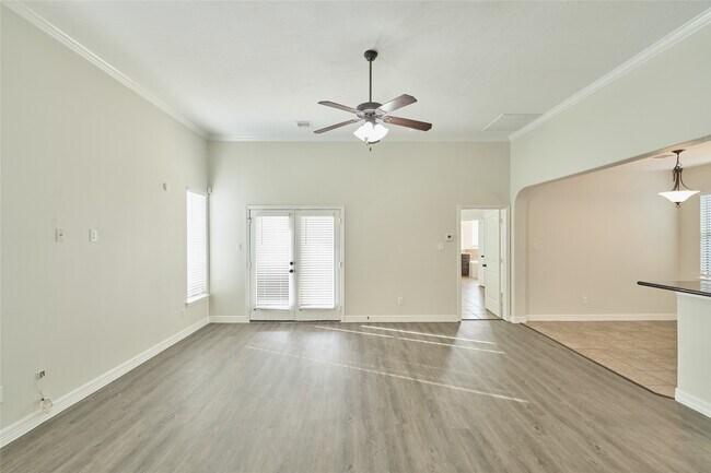 Building Photo - 630 Aulia Ln