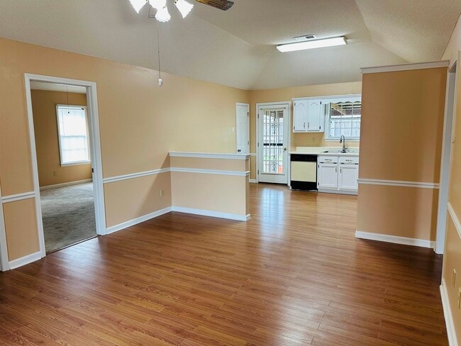 Building Photo - 119 Pennsylvania Ave