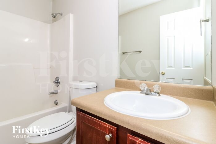 Building Photo - 20 Ivy Point Ct