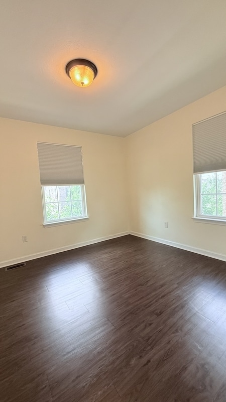 Building Photo - 1816 Rutgers Ln