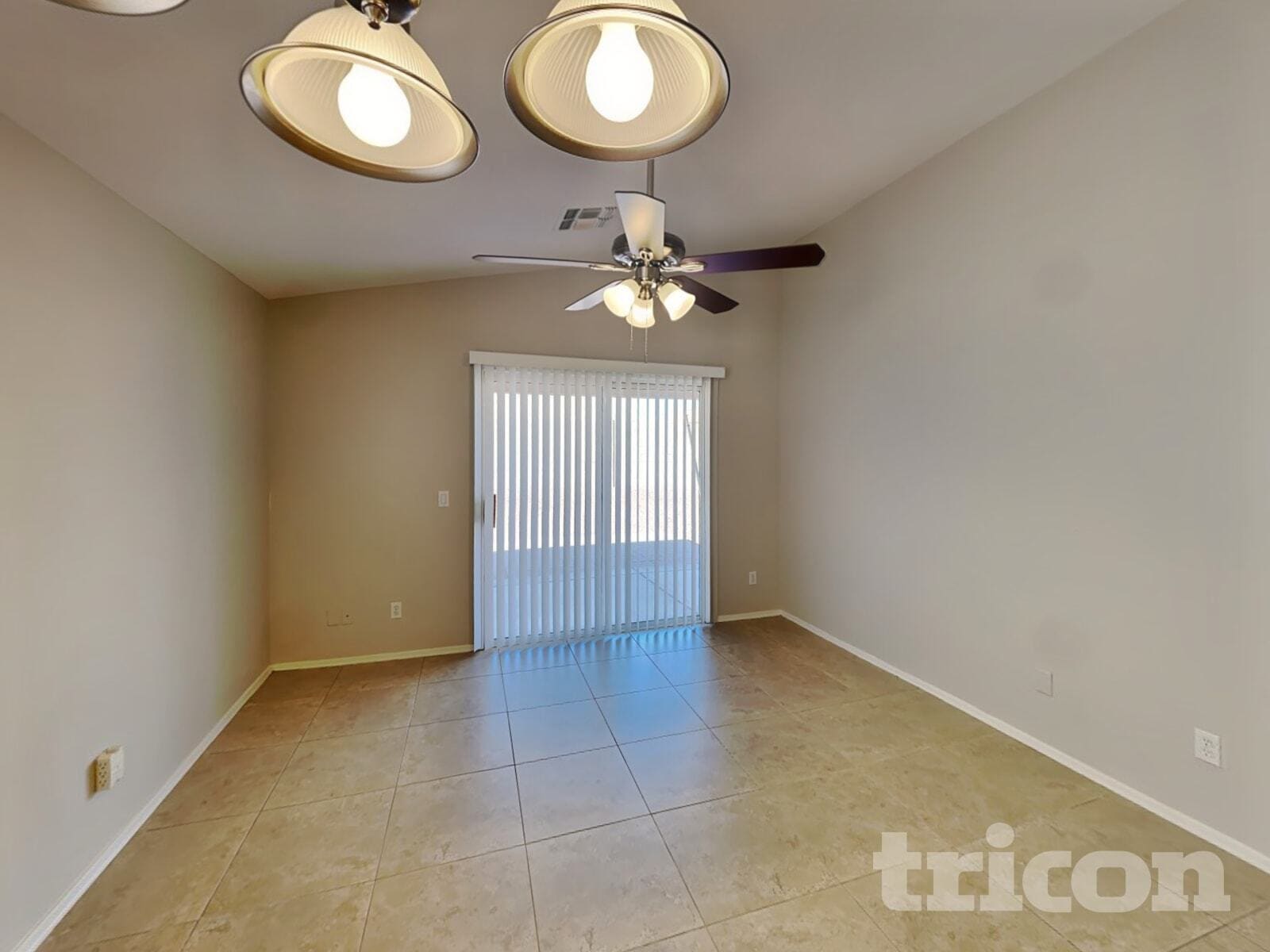 Building Photo - 12008 W Rosewood Dr