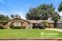 Building Photo - 9330 Highmeadow Dr