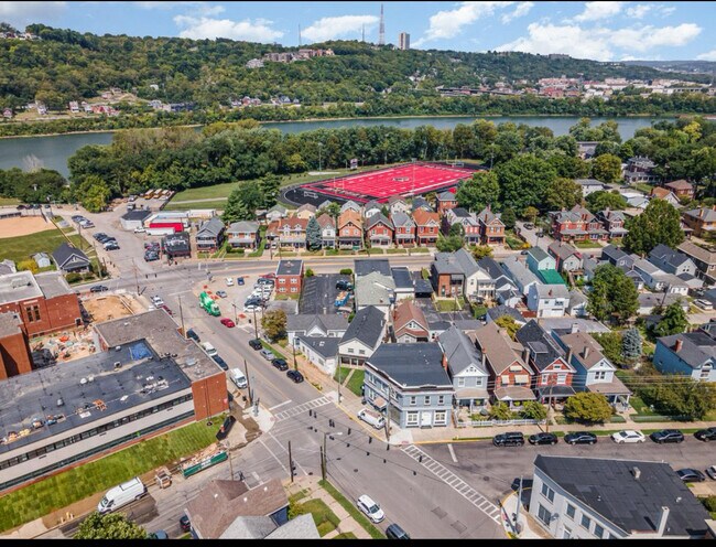 Building Photo - OX Properties