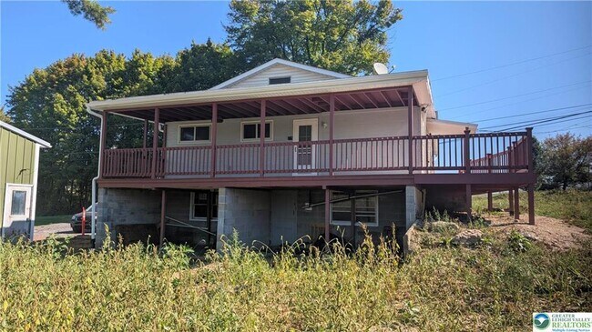 Building Photo - 487 Club Rd