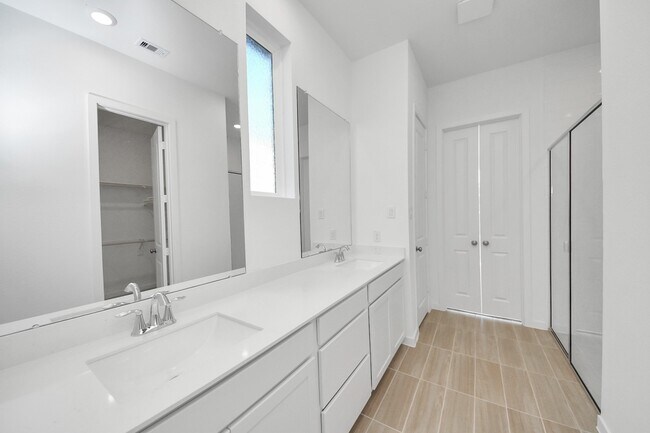 Building Photo - 32031 Victoria Meadow Dr