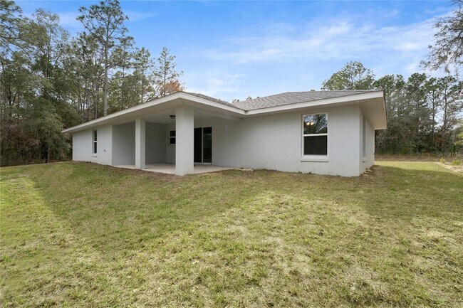Building Photo - 9461 N Sandree Dr