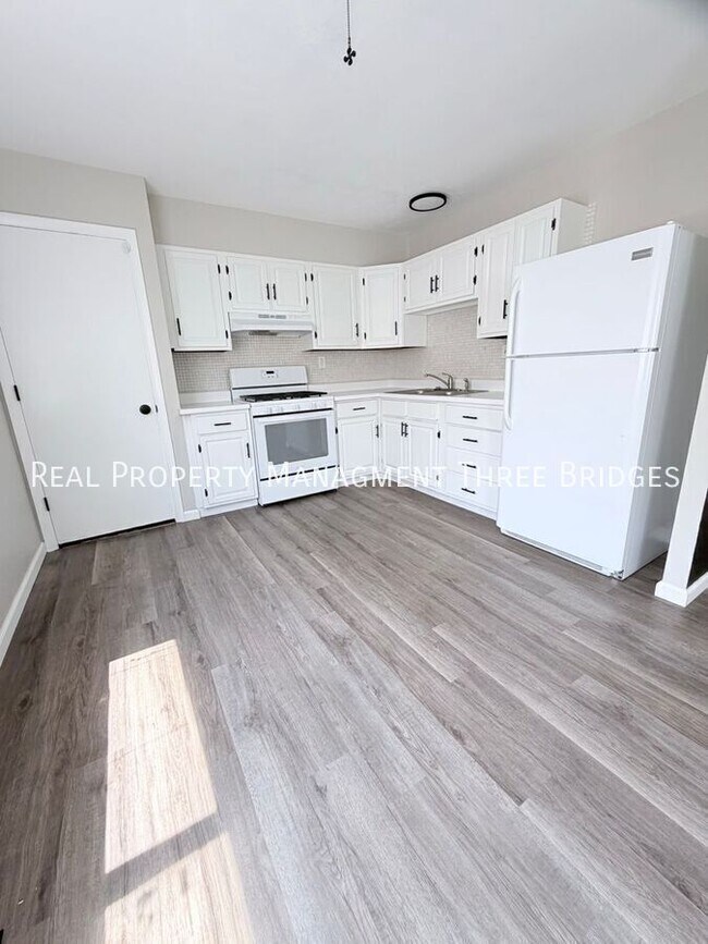 Building Photo - 5245 Ville Anita Ct