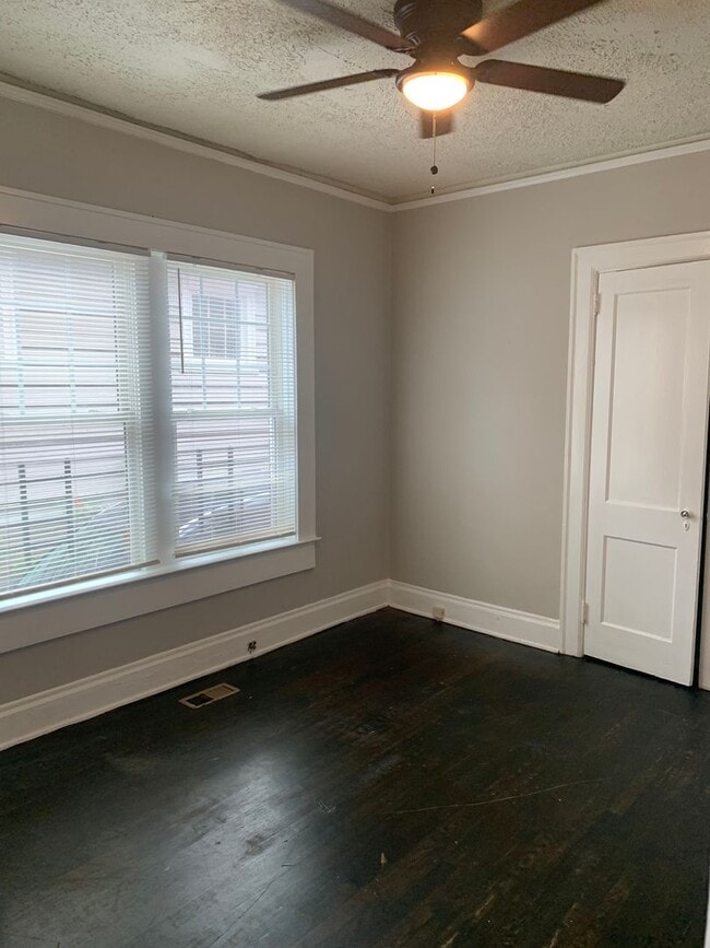 Building Photo - Beautiful 2 Bedroom in Poncey Highlands!