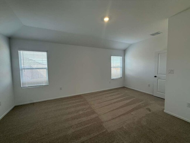 Building Photo - 223 Camargue Dr