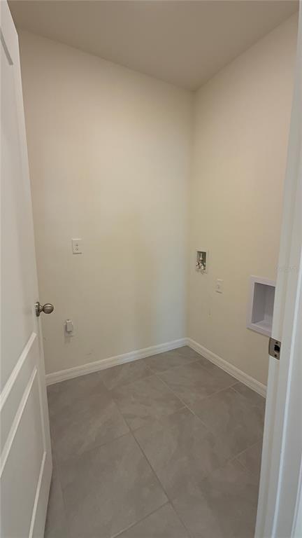 Building Photo - 611 Autumn Stream Dr