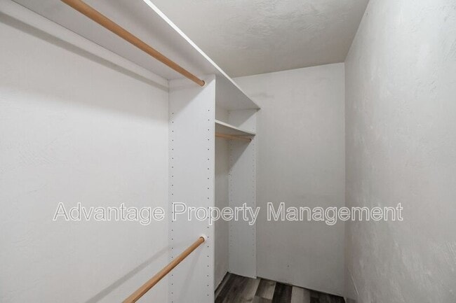 Building Photo - 2872 Raleigh Ct SE