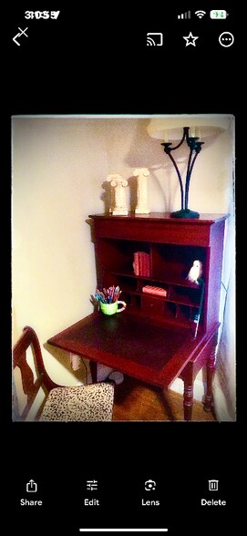 Building Photo - 2329 Bay St