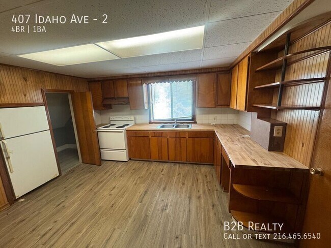 Building Photo - 407 Idaho Ave