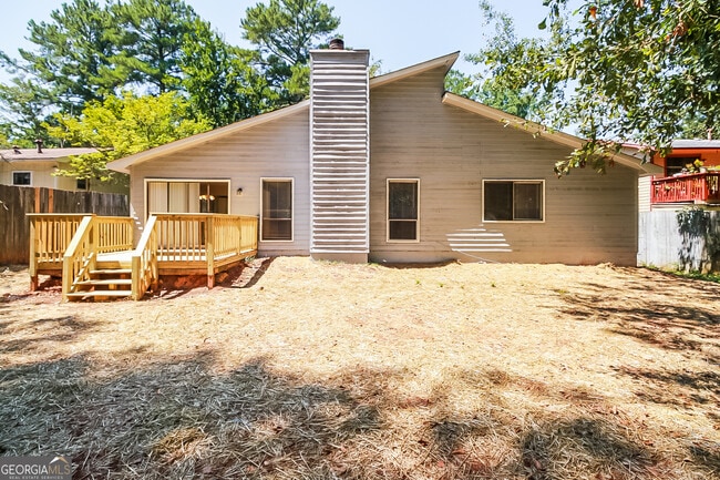 Building Photo - 8178 Winewood Way