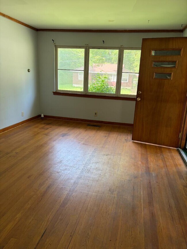 Building Photo - 4925 Ter R