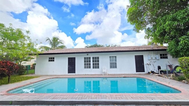 Building Photo - 3805 NW 78th Terrace