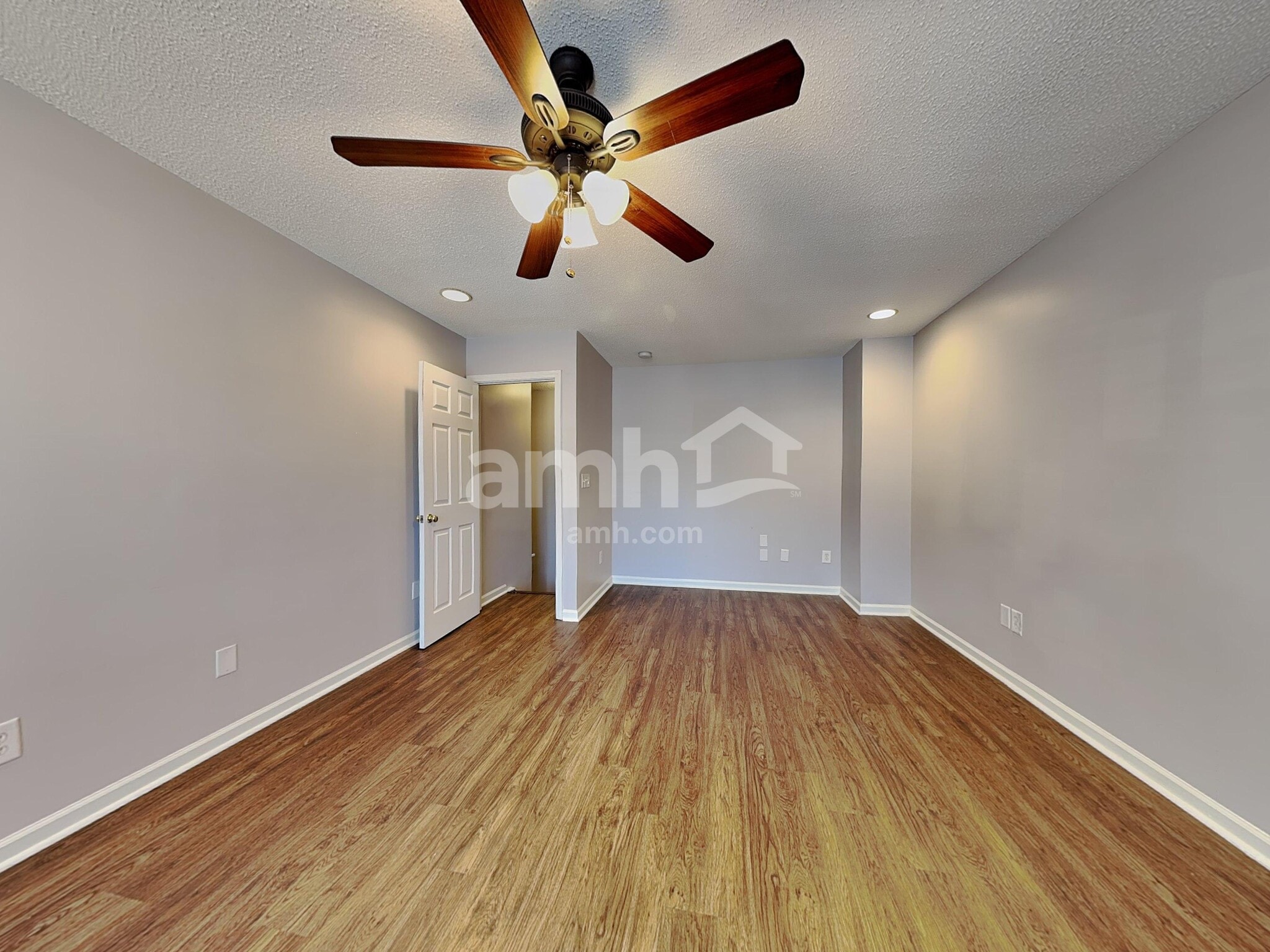 Building Photo - 1333 Harland St