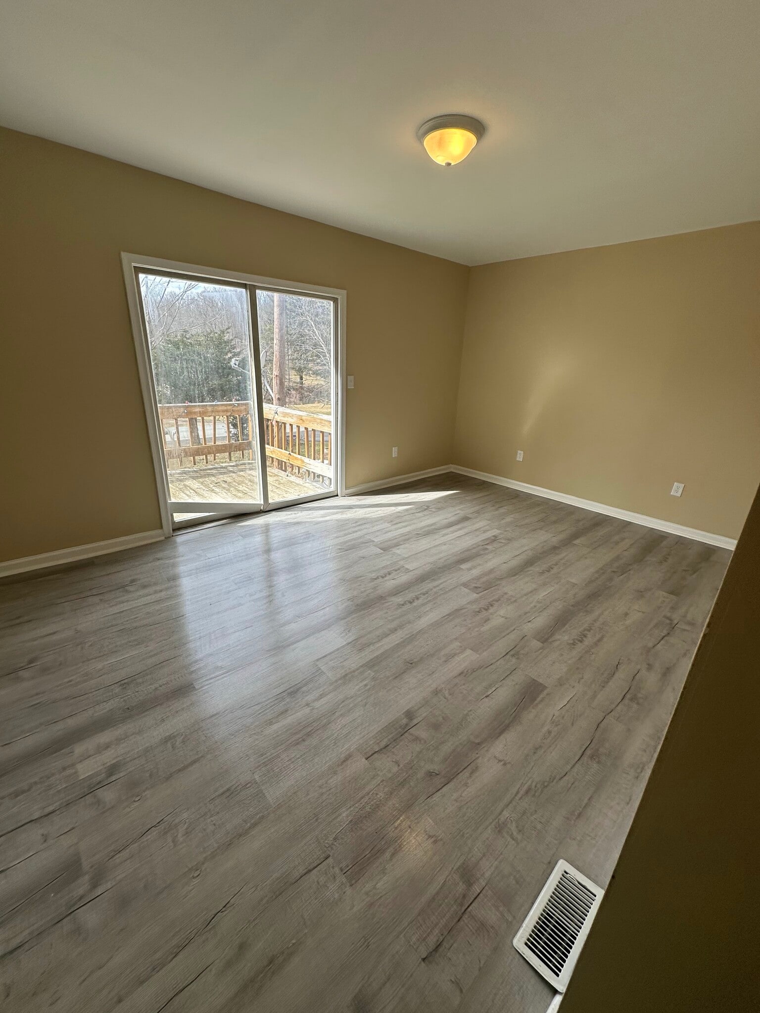 Building Photo - 74 Matthews Rd