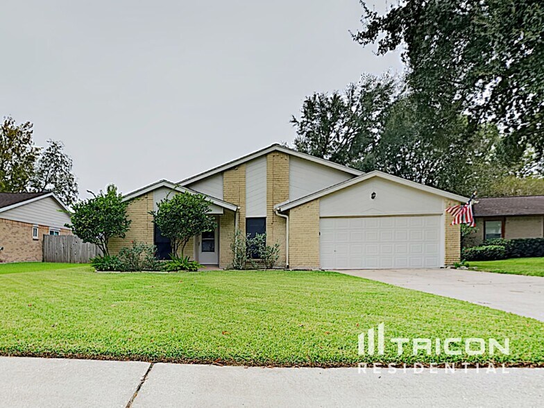 Building Photo - 5907 Misty Meadow St