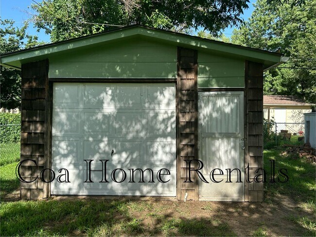 Building Photo - Great West location