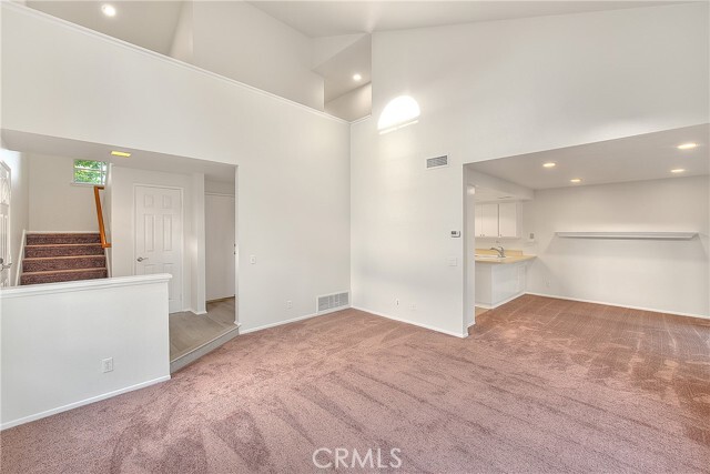 Building Photo - 26222 Fern Glen