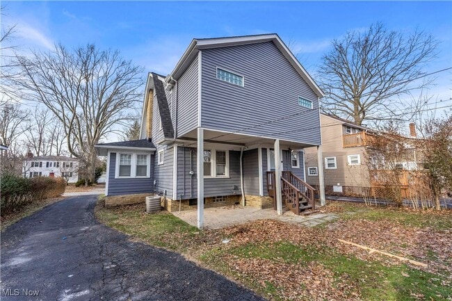 Building Photo - 961 Montford Rd