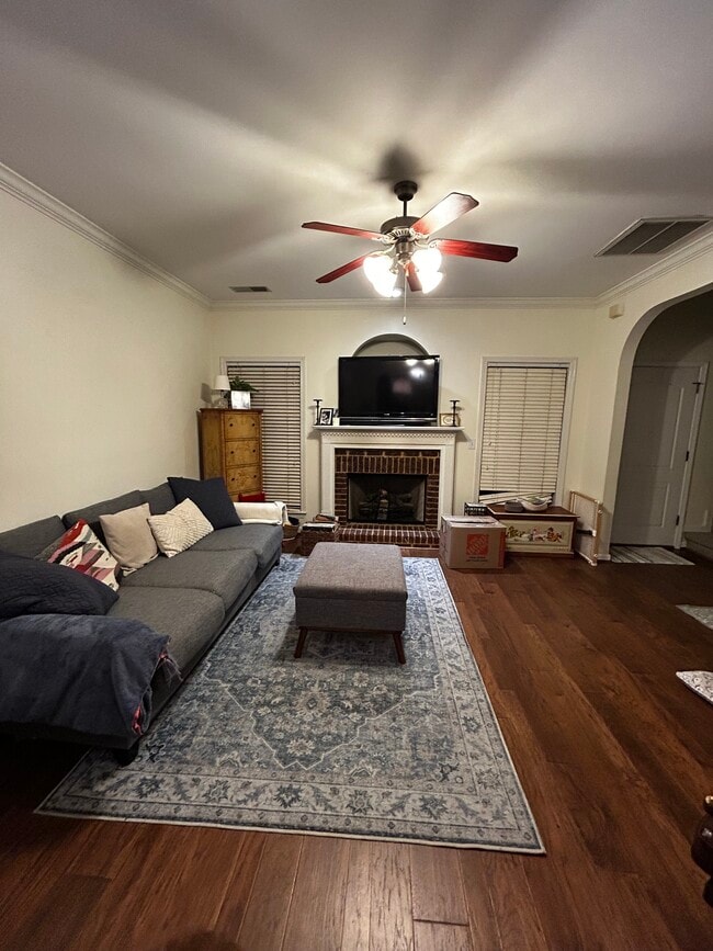 Building Photo - 4300 Ashwood Cove