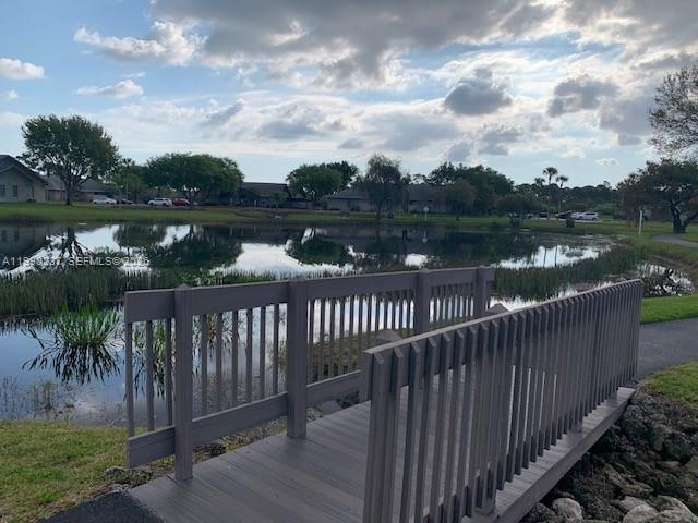 Building Photo - 3904 NW Cinnamon Tree Cir