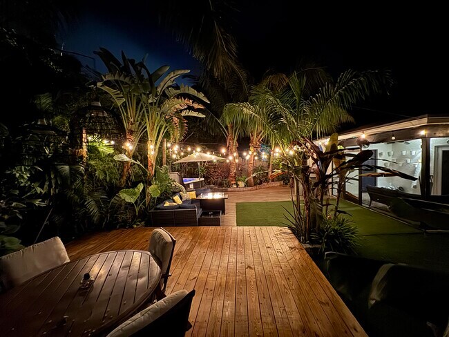 Building Photo - 1605 N N St