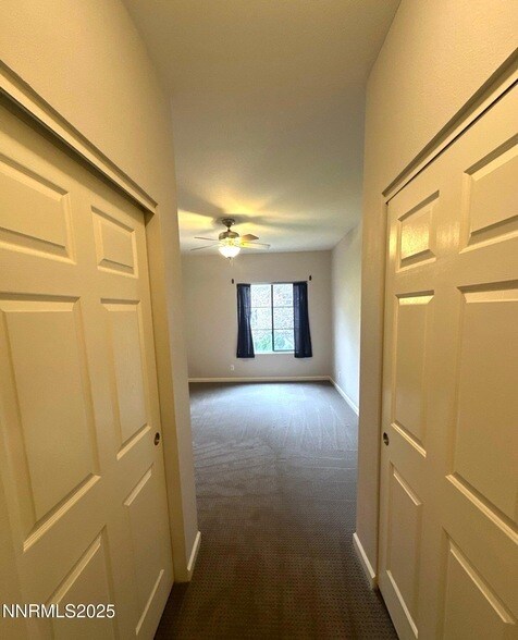 Building Photo - 900 S Meadows Pkwy
